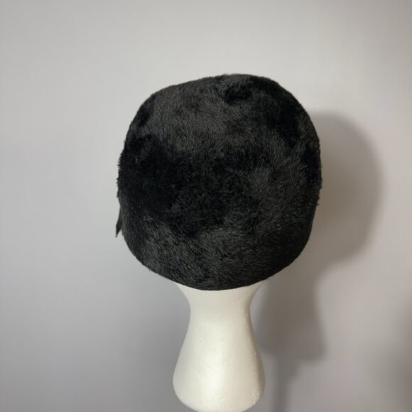 Little black hat - Picture 3 of 10
